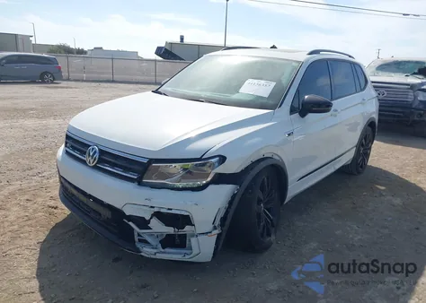 2021 Volkswagen Tiguan 2.0T Se/2.0T Se R-Line Black/2.0T Sel from USA, damaged, VIN 3VV3B7AX9MM034955